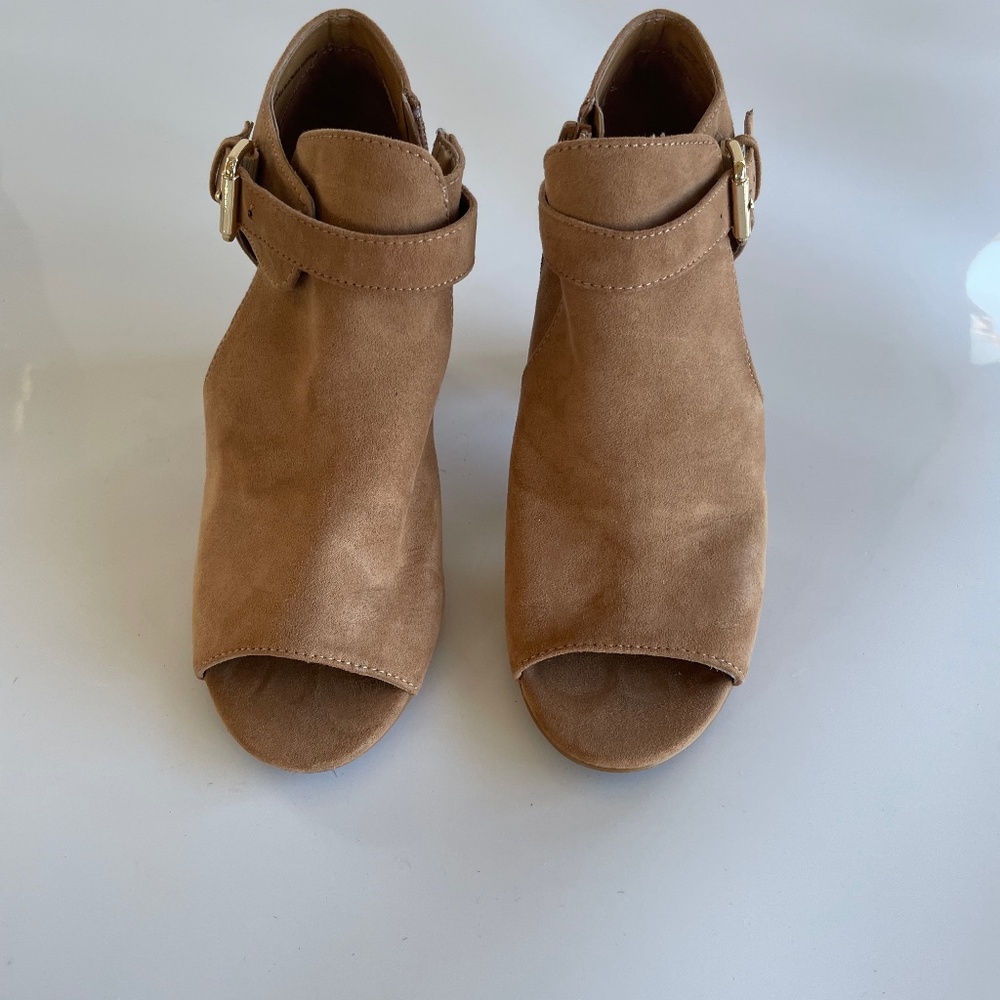 14th & Union Suede Heeled Sandal